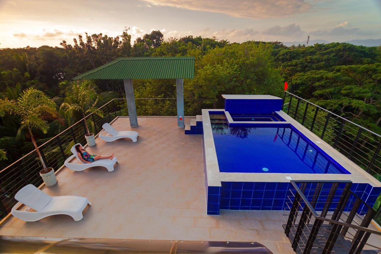 Blue Lagoon Inn & Suites Пуэрто-Принцеса Экстерьер фото