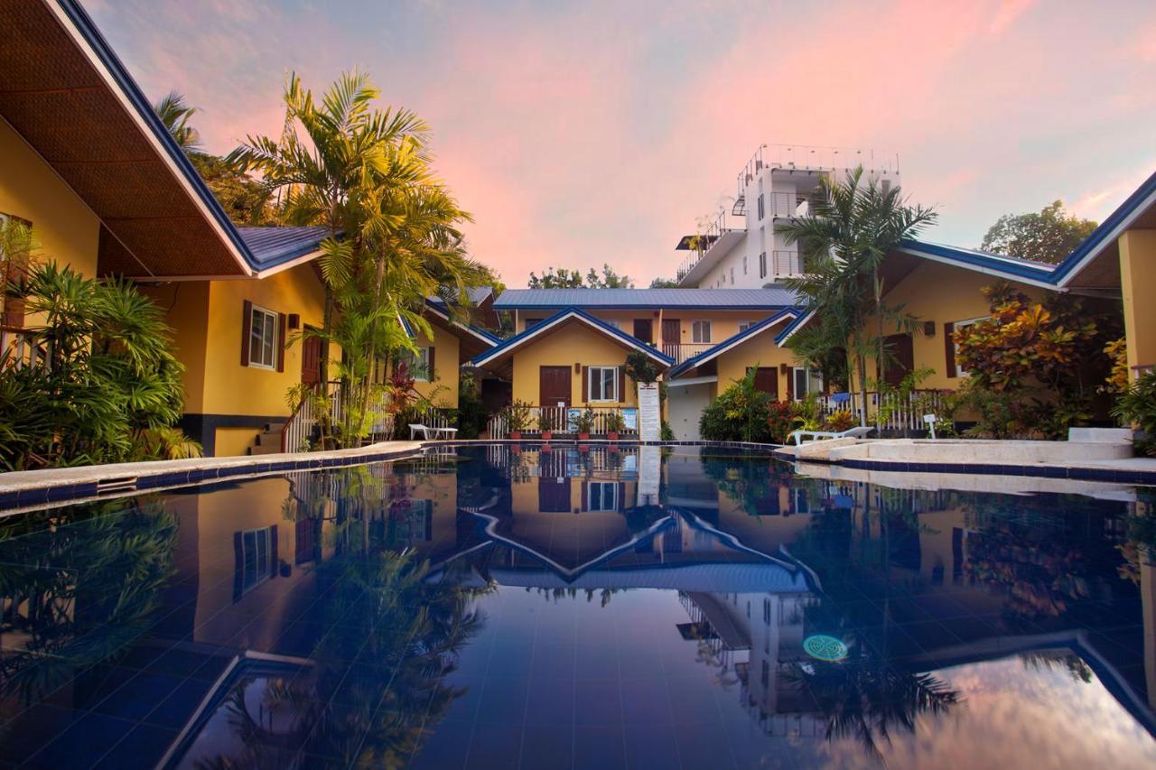 Blue Lagoon Inn & Suites Пуэрто-Принцеса Экстерьер фото